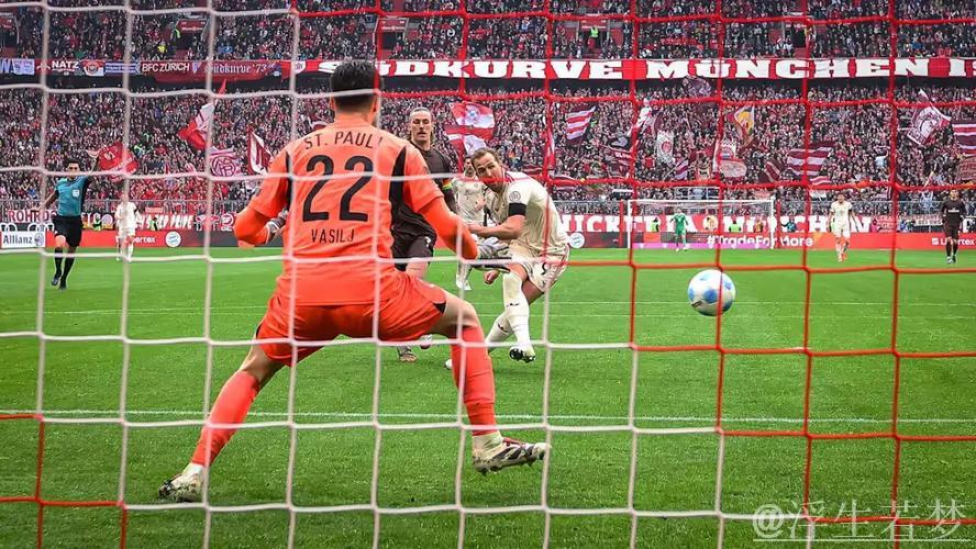 第27轮拜仁险胜圣保利 3-2全场回顾